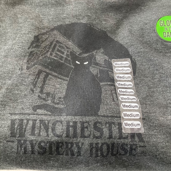 WINCHESTER MYSTERY HOUSE HOODIE SWEATER~SIZE MEDIUM! - Picture 4 of 8